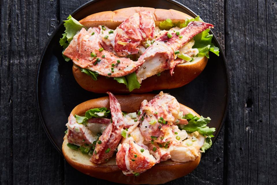 Best-of-Both-Worlds Lobster Roll