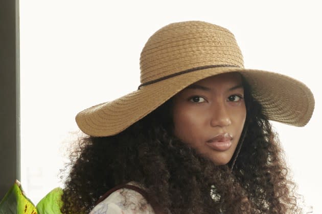 Women :: Accessories :: HATS & HAIR ACCESSORIES :: Sunhats