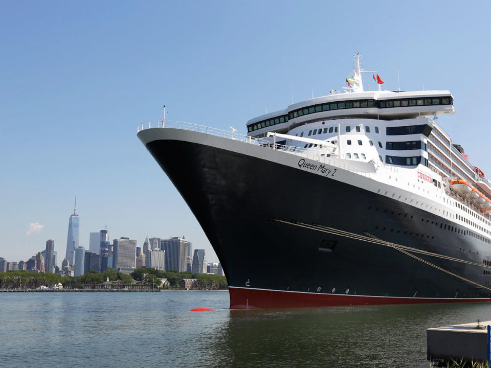 "Queen Mary 2"