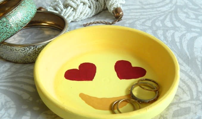 Emoji Ring Dish