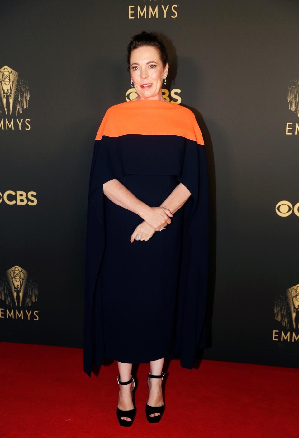 Olivia Colman Emmys red carpet 2021 (PETER Nicholls / Reuters)