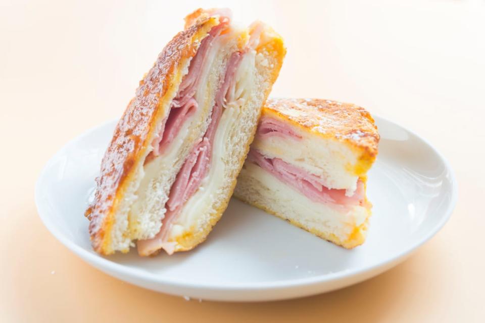 sandwich Monte Cristo (Source: Adobe Stock)