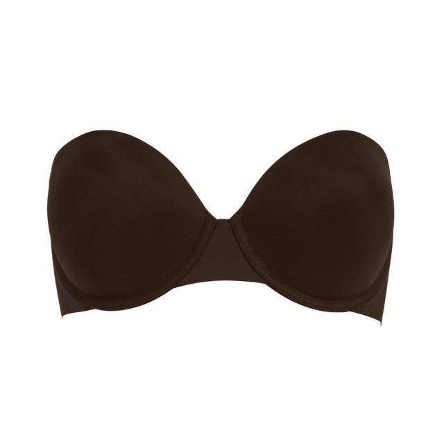 15 Strapless Bras Backed by Reviewers and Fashion Insiders Alike