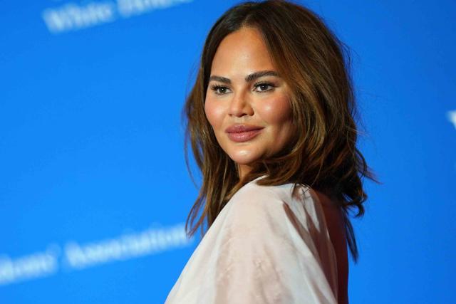 Chrissy Teigen's Sheer Gown Featured a Crystal-Embellished Corset and the  Highest Slit, Ever