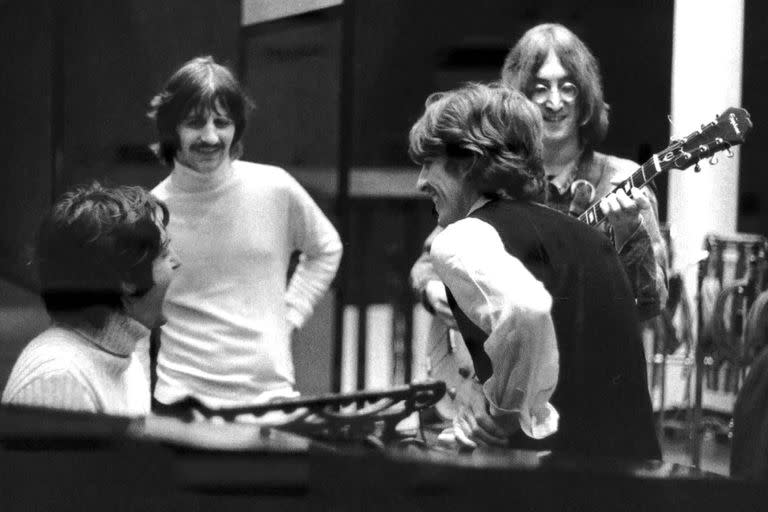 Los Beatles en la grabación del Album Blanco