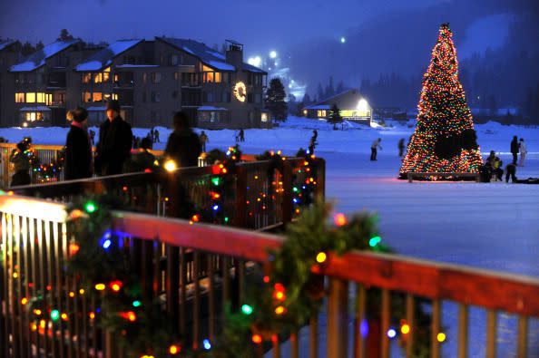 Colorado: Keystone Lake Christmas Tree