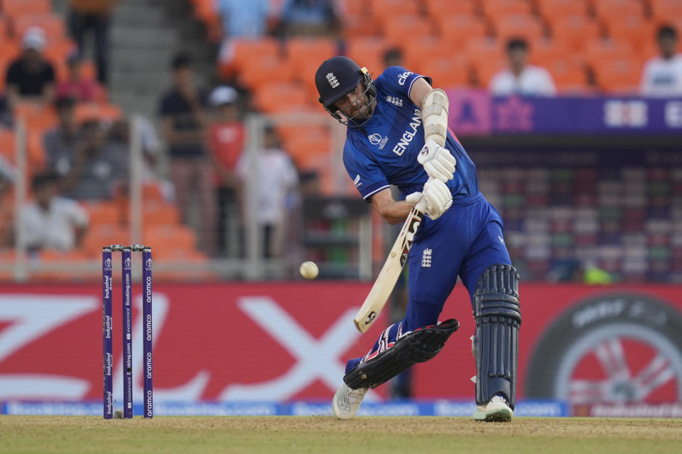 England's Mark Wood bats during the ICC Cricket World Cup opening match between England and New Zealand in Ahmedabad, India, Thursday, Oct. 5, 2023. (AP Photo/Rafiq Maqbool)