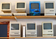 Macintosh SE computers are seen in the office of Austrian Apple computer collector Roland Borsky in Vienna, Austria October 3, 2018. REUTERS/Leonhard Foeger