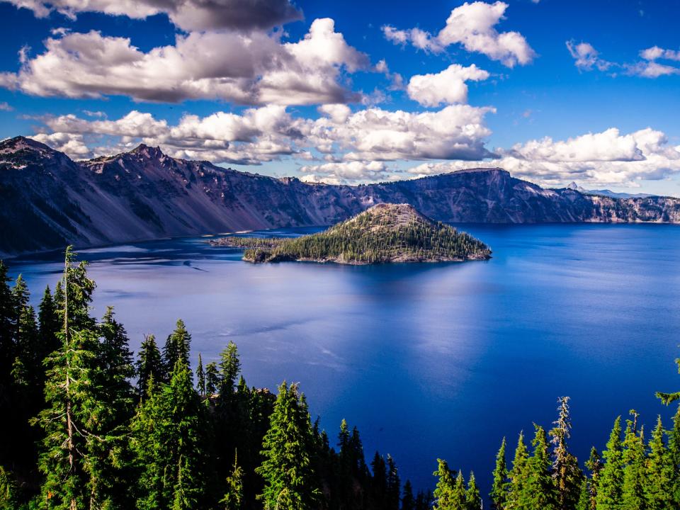 crater lake oregon