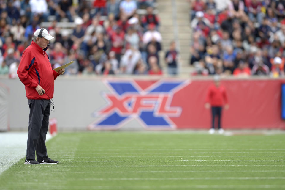 Within hours of a major officiating error in Saturday’s Houston-Seattle game, the XFL owned up to the mistake, apologized for it and reassigned an official.