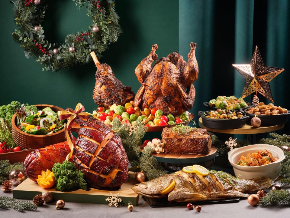 christmas dinner - The Capitol Kempinski Hotel Singapore