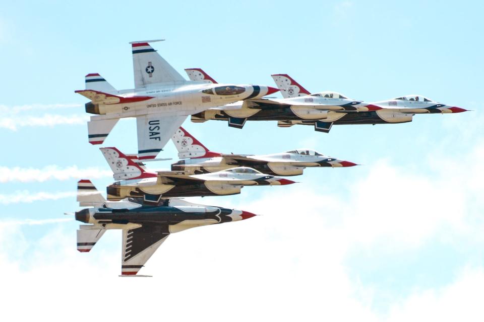 The United States Air Force Thunderbirds fly into Battle Creek in 2016.