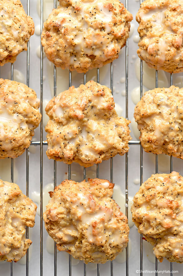 Lemon Poppyseed Scones