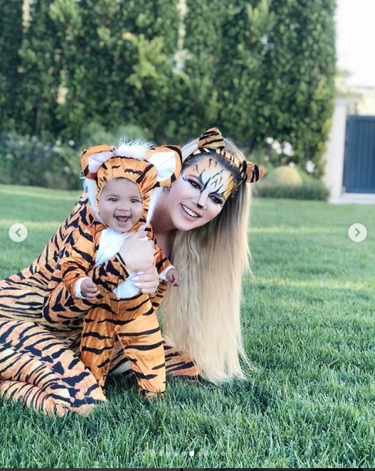 Khloe and baby girl True at Halloween. Photo: Instagram/Khloe Kardsahian