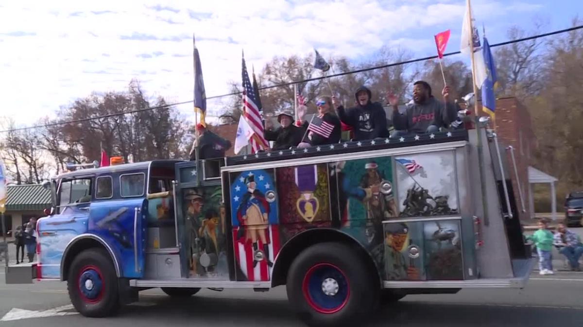 A look at the 2022 Mechanicsville Christmas Parade