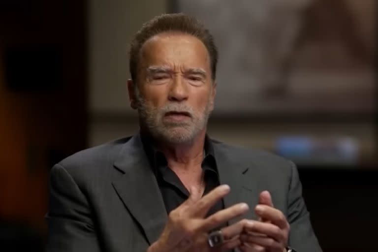  Arnold Schwarzenegger habló sobre su padre (Captura  video CNN)