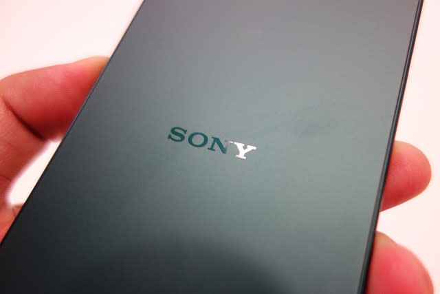 Sony Xperia Z5 黛翠綠 開箱 + 小PK夜拍Note 5