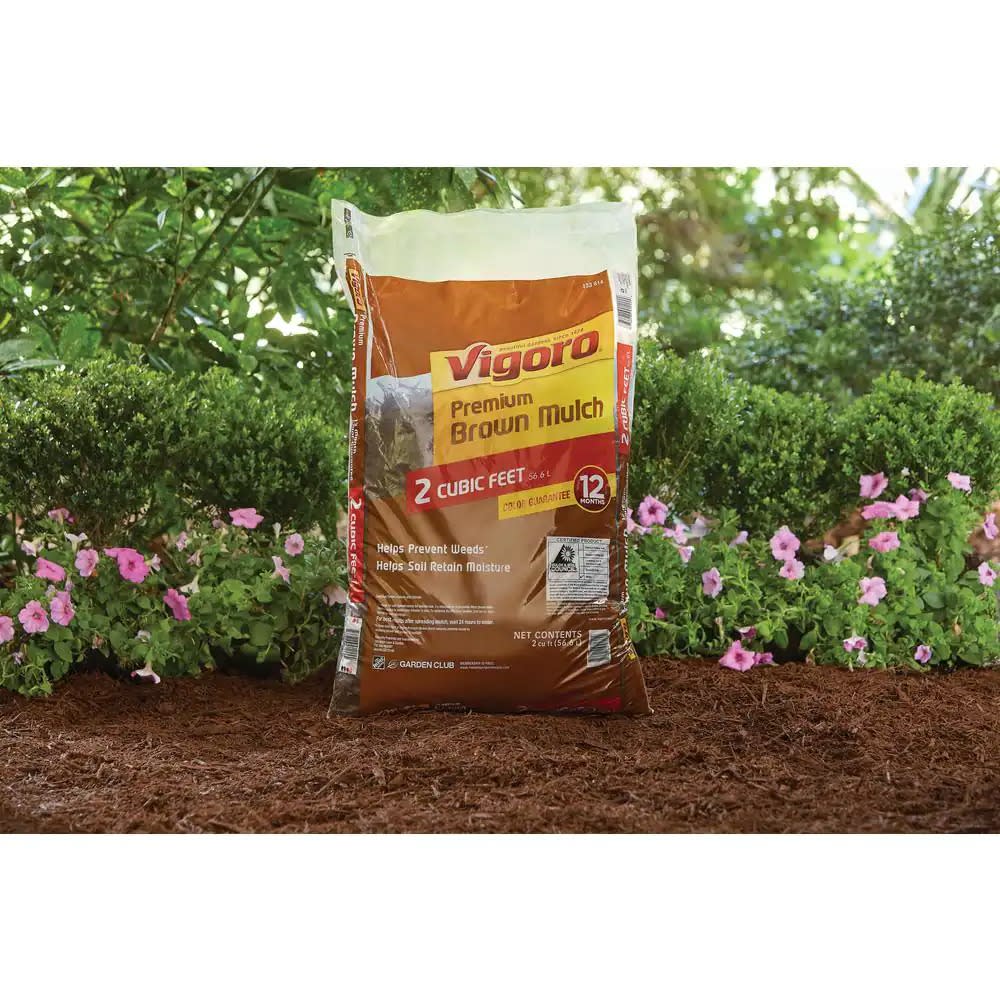 Vigoro brown mulch, garden landscaping