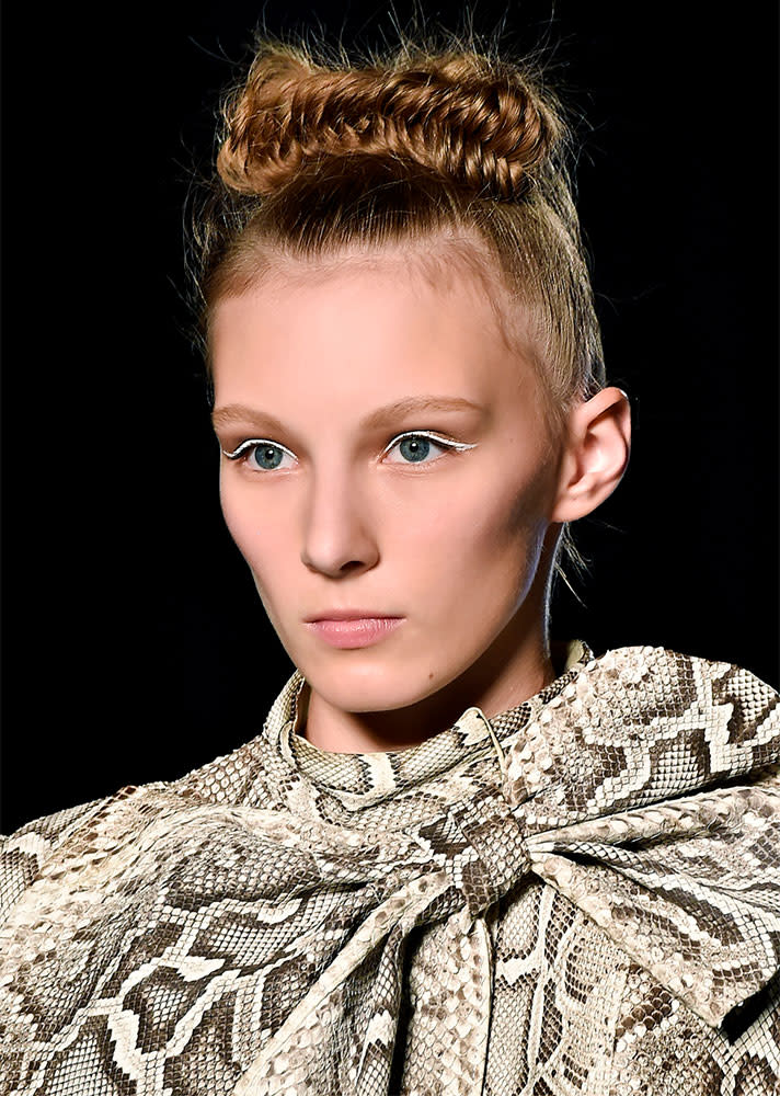 18 Runway-Approved Updo Styles for When You’re Feelin’ Fancy