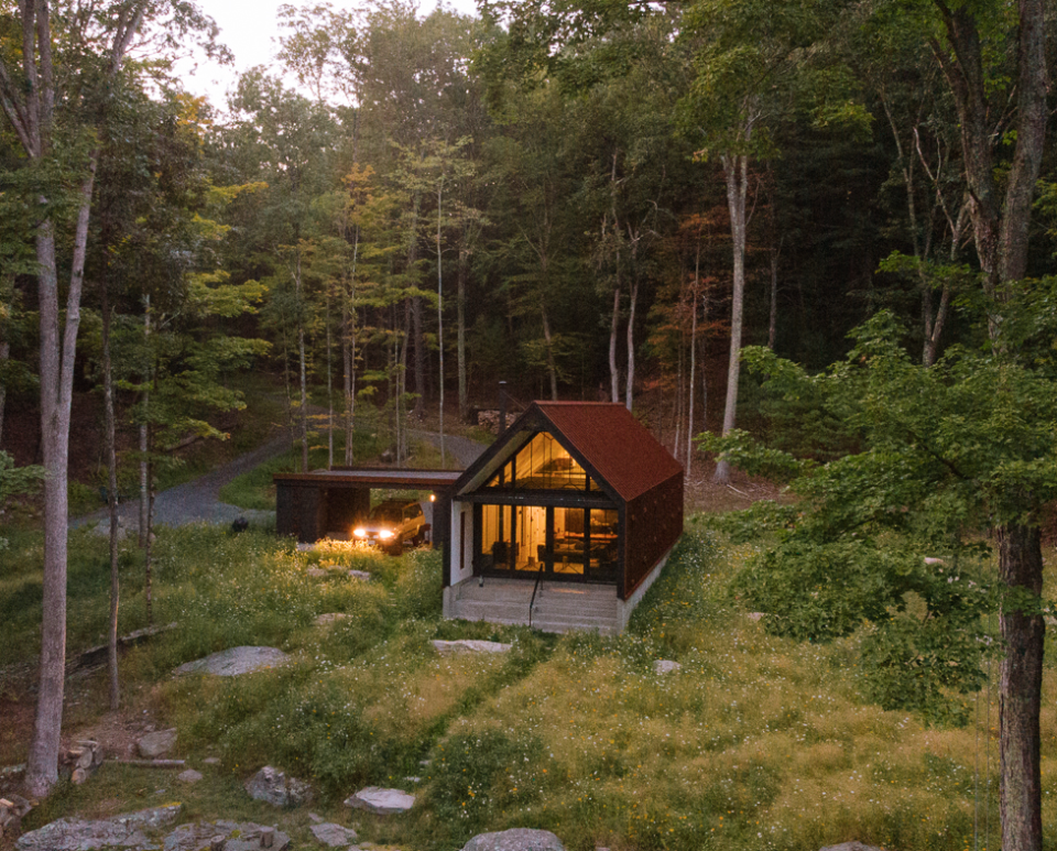 the pond house airbnb exterior