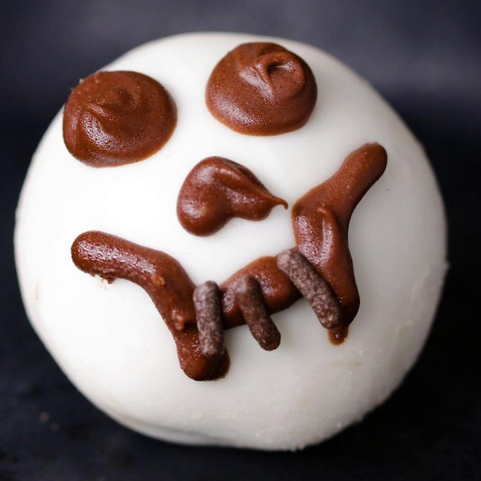 Skull 'Box' Brownie Bites