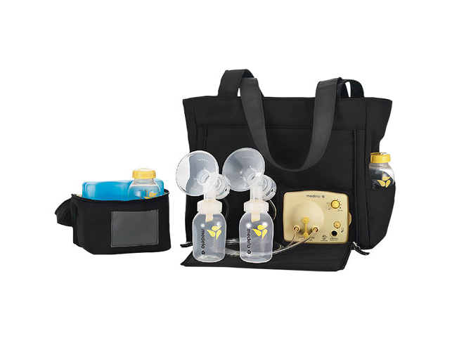 Medela Pump In Style Double Electric Breast Pump with Tote Bag (Photo via Best Buy Canada)