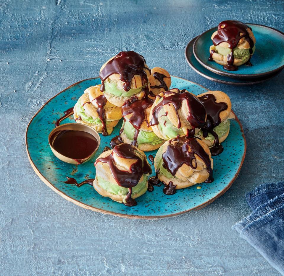 Matcha Profiteroles