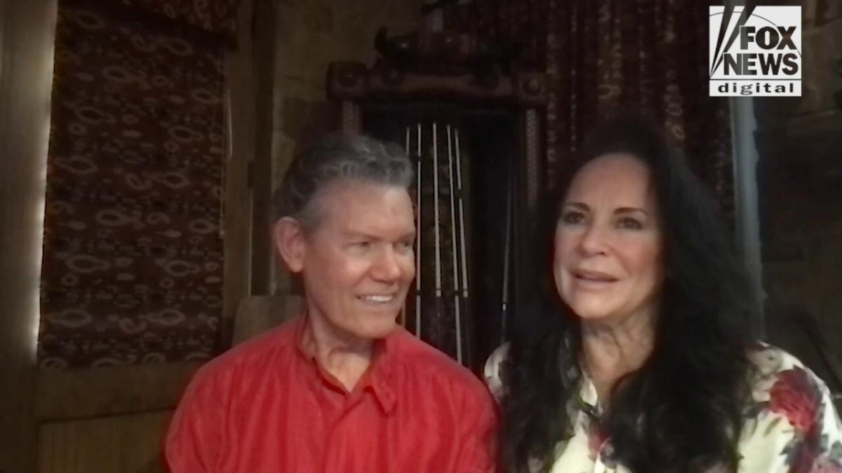 Randy Travis and wife Mary discuss what the tribute concert means to him