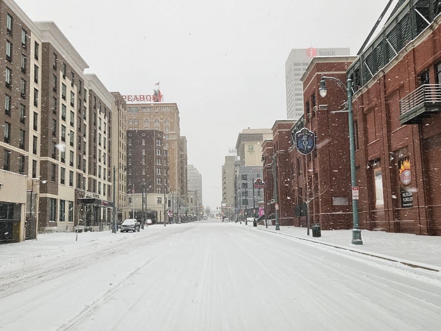 Union Avenue in the snow