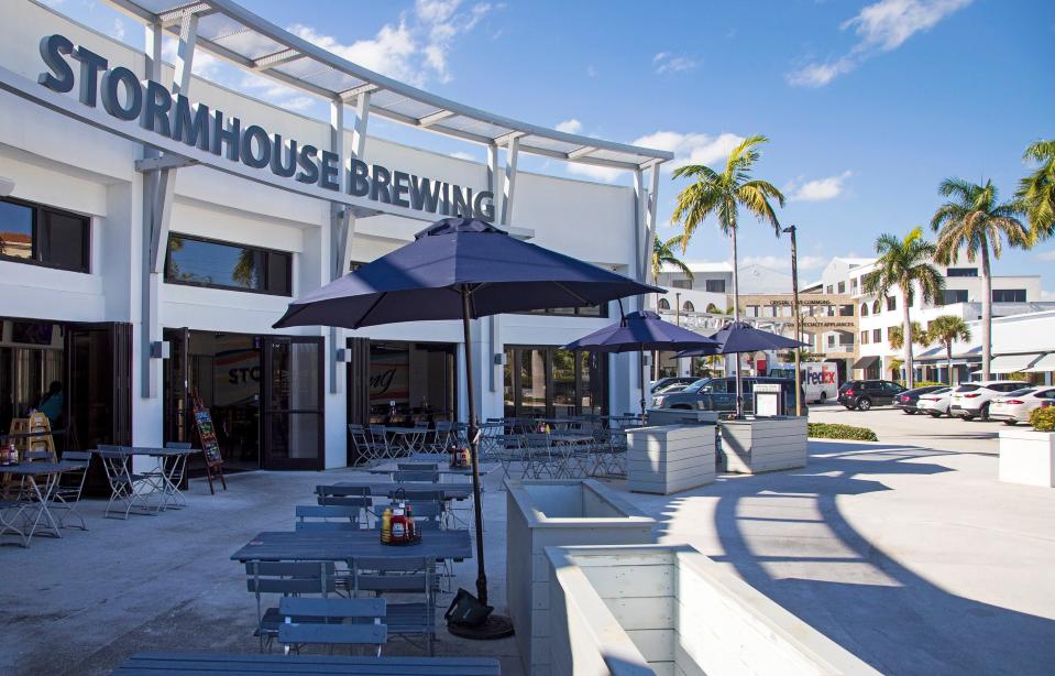 Stormhouse Brewing in North Palm Beach is an official University of Florida football establishment where fans can watch the Gators whenever they are playing. Home of the Palm Beach Gator Club, Stormhouse even brews a special beer just for them called 'Gat'r Done!'