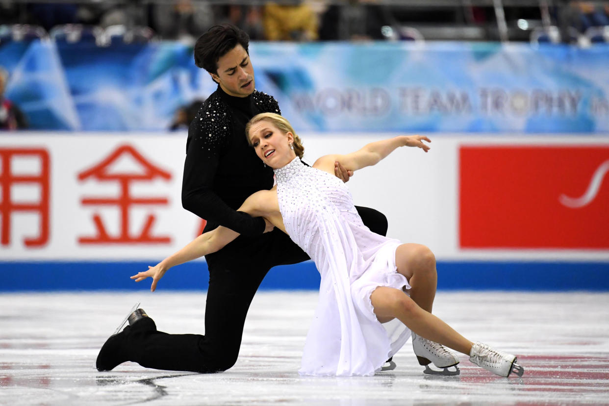 Kaitlyn Weaver and Andrew Poje (Atsushi Tomura / Getty Images)