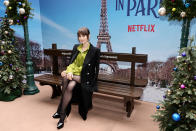 <p>El 21 de diciembre Netflix estrenará la tercera temporada de 'Emily en París' (2020-). Con motivo del lanzamiento, Nueva York acogió un evento de inspiración parisina que contó con la presencia de Lily Collins. (Foto: Jamie McCarthy / Getty Images)</p> 