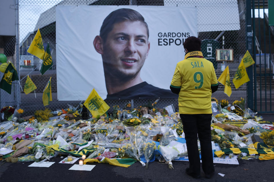 <em>Vigil – a public vigil, expected to last for several hours, was due to be held in the gymnasium of the Sala’s boyhood club San Martin de Progreso (Picture: AP/Thibault Camus)</em>