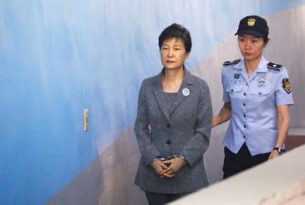 FILE PHOTO: South Korean ousted leader Park Geun-hye arrives at a court in Seoul, South Korea, August 25, 2017.   REUTERS/Kim Hong-Ji/File Photo