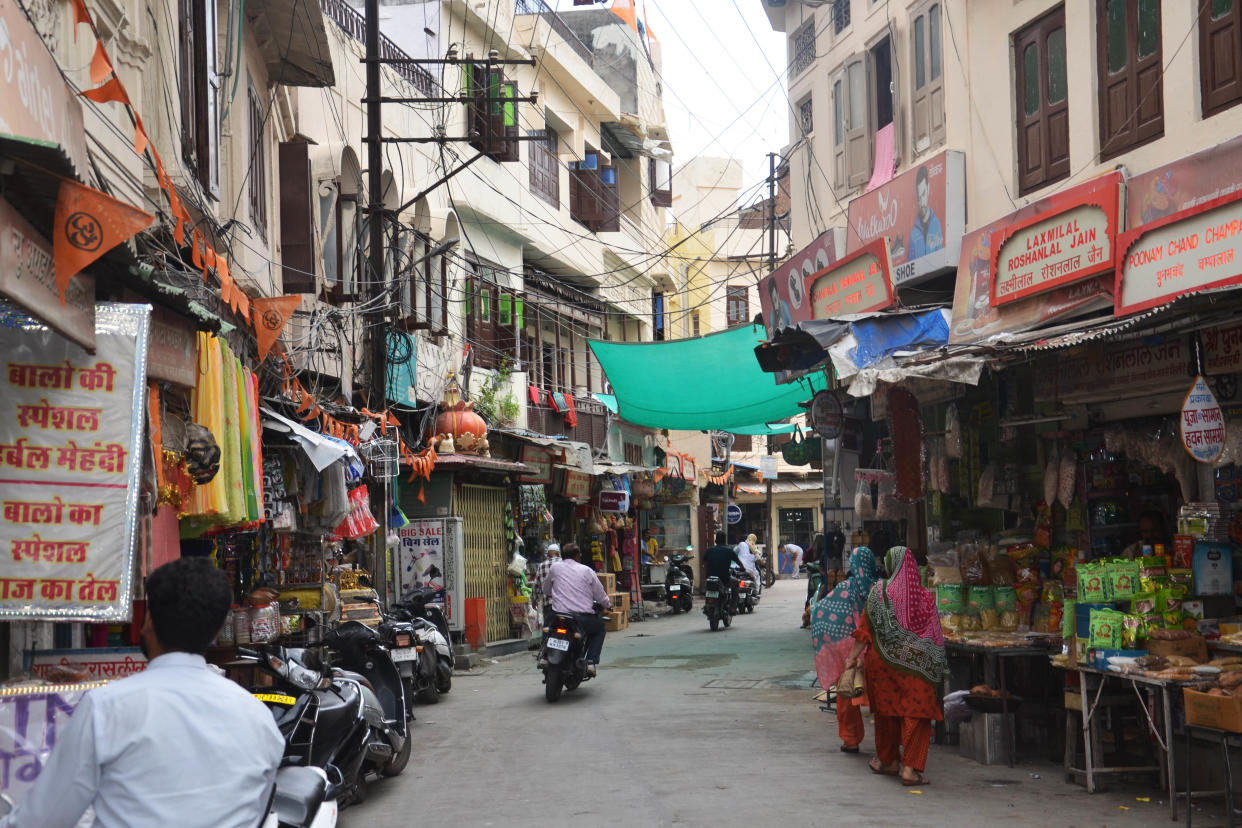 Maldas Street in Udaipur’s old city, leading to Teli’s shop. (Yashraj Sharma)