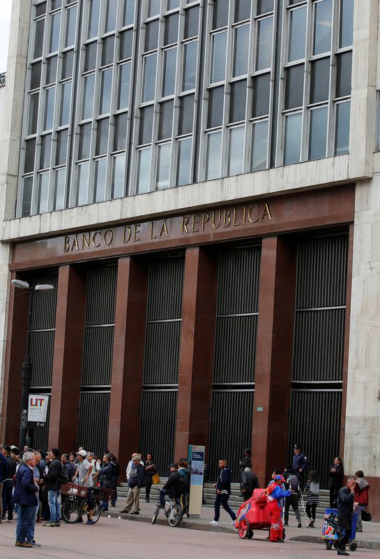 Foto de archivo. Fachada de la sede principal del Banco Central de Colombia, en Bogotá.