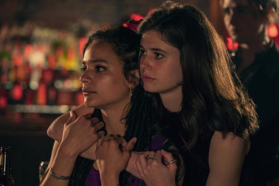 Best pals Bobbi (Sasha Lane) and Frances (Alison Oliver) in ‘Conversations with Friends’ (Hulu)