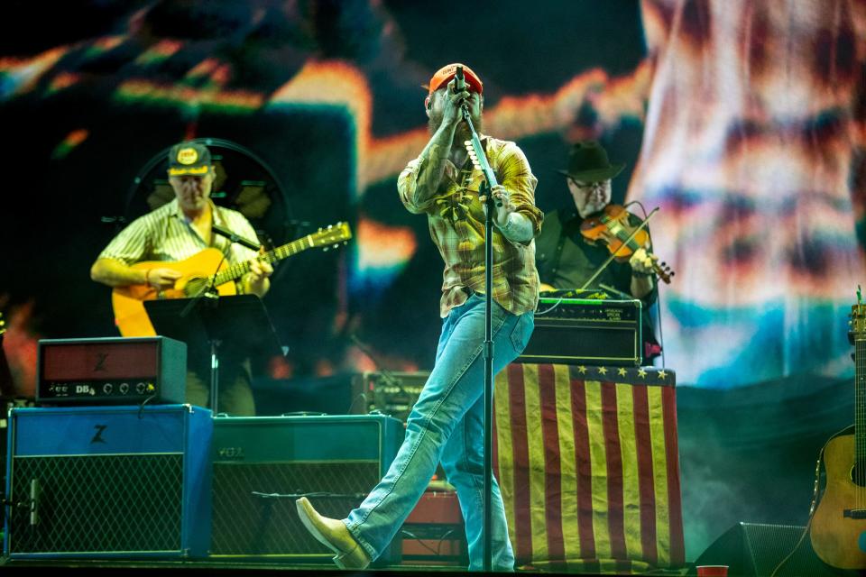 Post Malone performs a special set of country covers on the Mane Stage during Stagecoach in Indio, Calif., on Saturday, April 27, 2024.