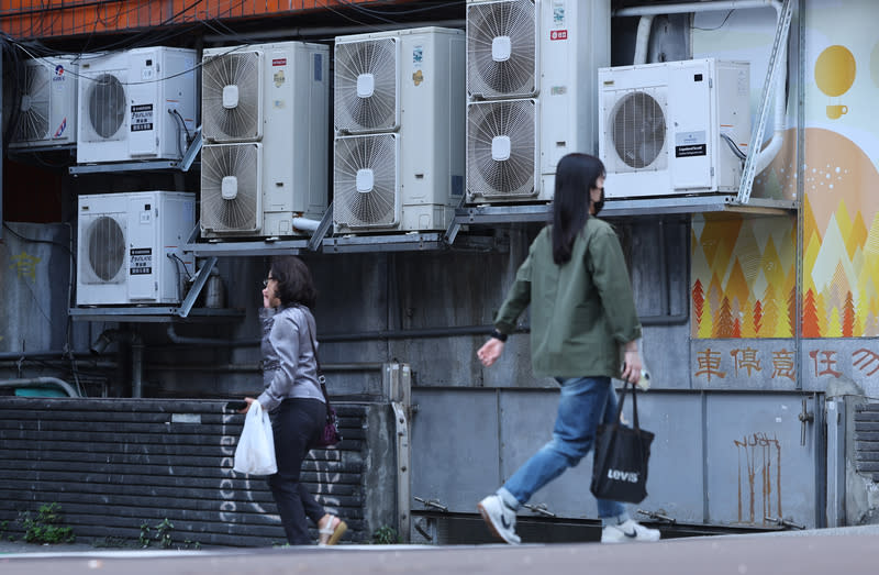 新北市板橋區南雅南路二段一帶18日下午停電。（示意圖／中央社資料照）