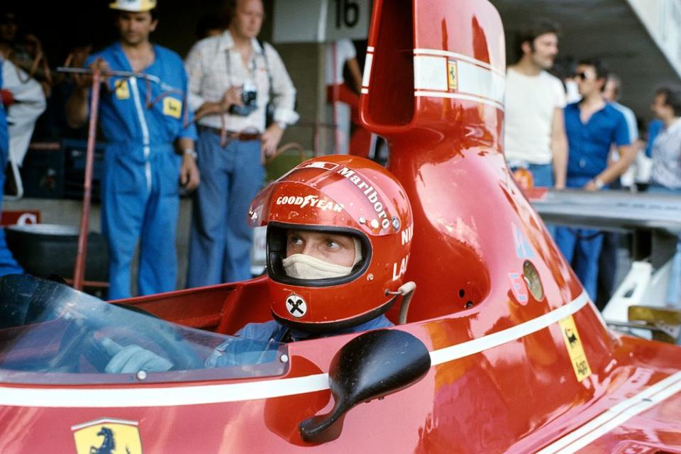 Niki Lauda, 3-Time Formula 1 Champion, Dies at 70