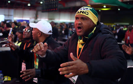 FILE PHOTO: Delegates sing during the last day of the six-day meeting of the African National Congress 5th National Policy Conference at the Nasrec Expo Centre in Soweto, South Africa, July 5, 2017. REUTERS/Siphiwe Sibeko/File Photo