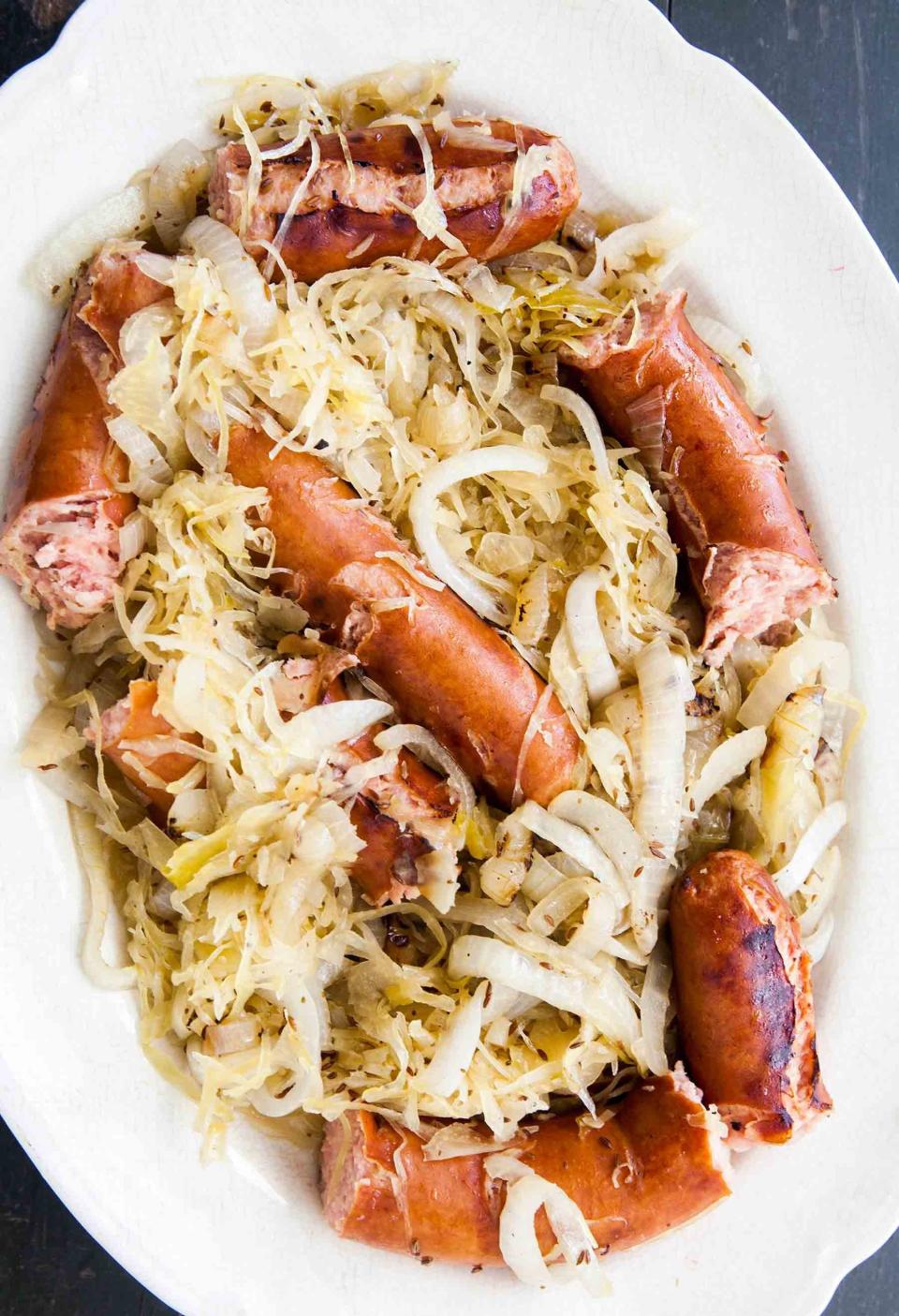 <strong>Get the <a href="http://www.simplyrecipes.com/recipes/grilled_polish_sausage/" target="_blank">Grilled Polish Sausage recipe</a> from Simply Recipes</strong>