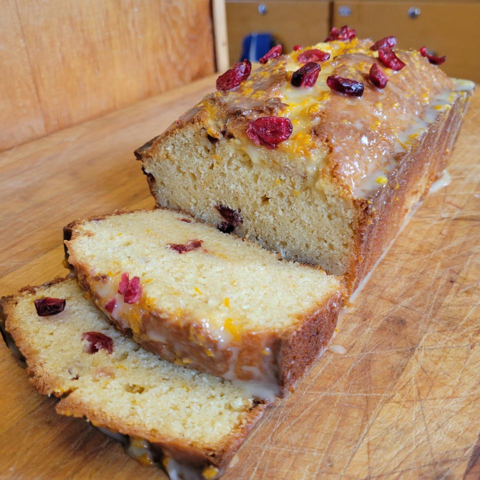 Quick breads can be a simple but personal way to spread holiday cheer.