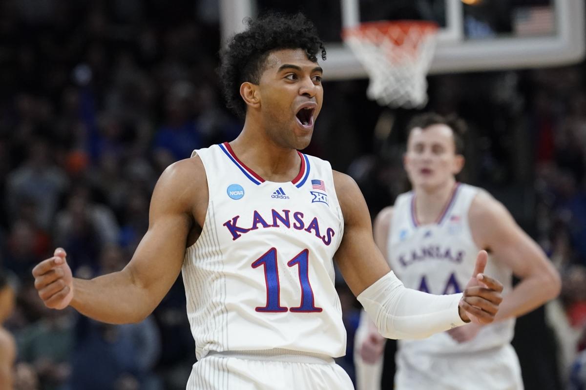 Villanova vs Kansas Predictions, Odds & Picks - March Madness 2022