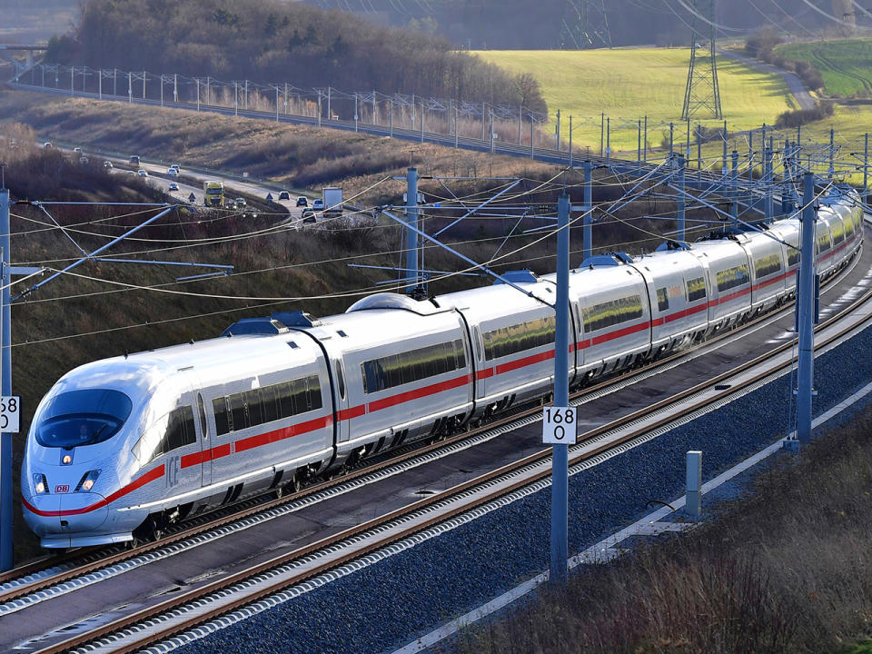 Überraschung für Kunden der Deutschen Bahn. (Bild-Copyright: Martin Schutt/dpa via AP)