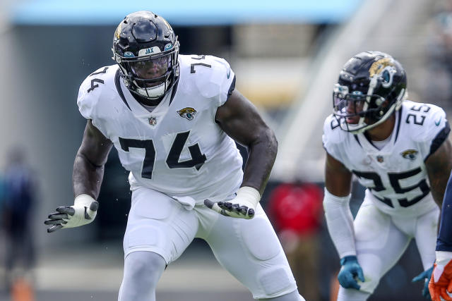 Jacksonville Jaguars LT Cam Robinson Officially Signs Franchise