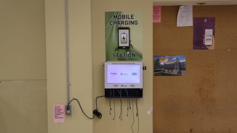 Dozens of payphones removed from UWindsor campus