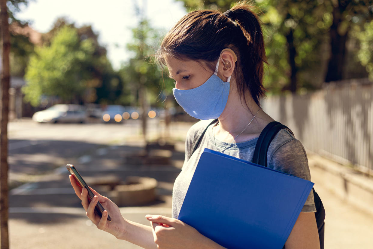 What to do in the event of an air quality alert. (Getty Images)