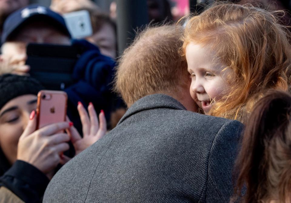 Auch Prinz Harrys Reaktion sorgte für Entzücken. (Bild: Charlotte Graham – WPA Pool/Getty Images)