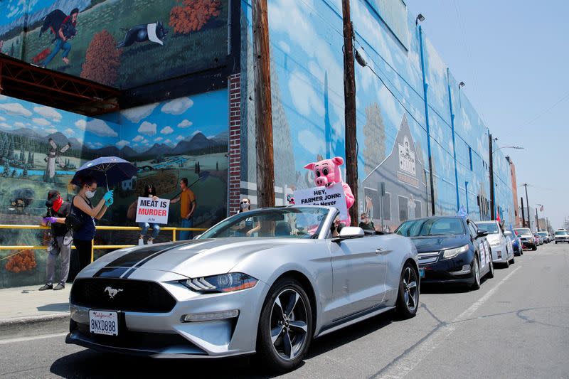 PETA protest during COVID-19 outbreak in California